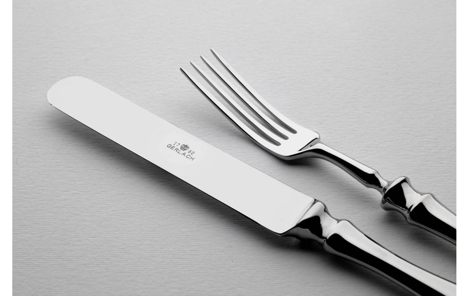 68-Piece Cutlery Set RETRO Polished Finish + Wooden Cutlery Chest