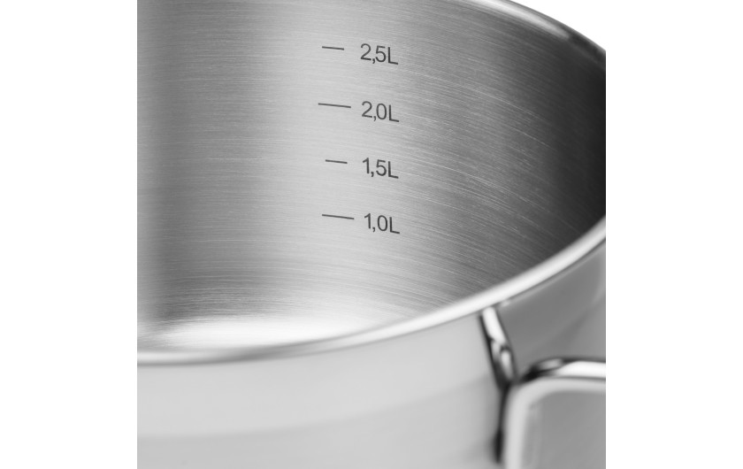 Set of 8 BRAVA pots + AMBIENTE PLUS 2.8 l kettle