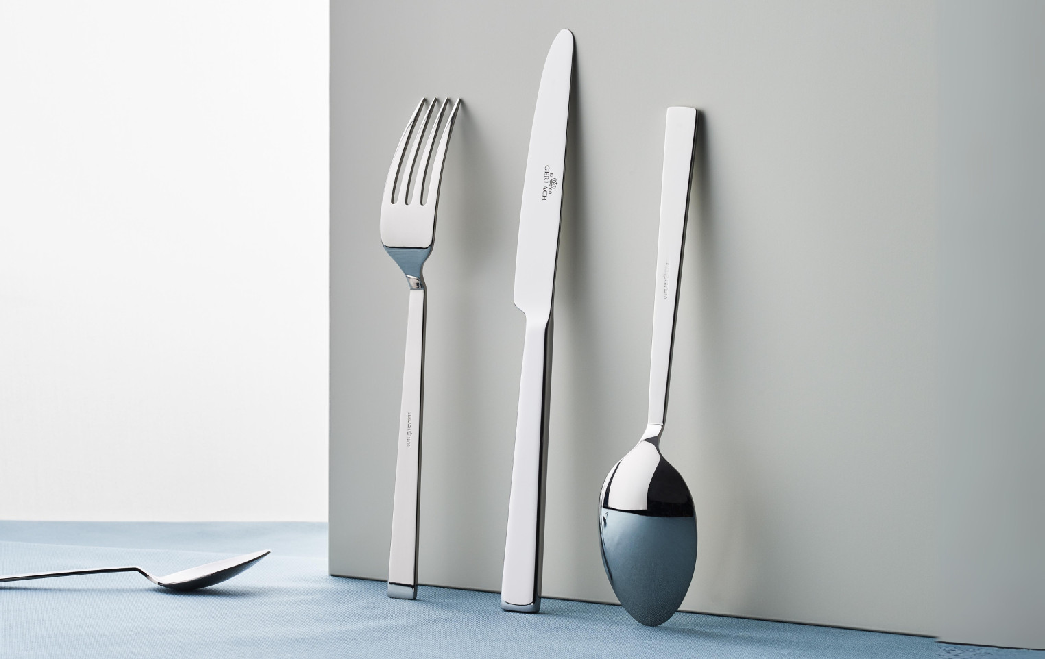 24-Piece Cutlery Set FOSS Polished Finish