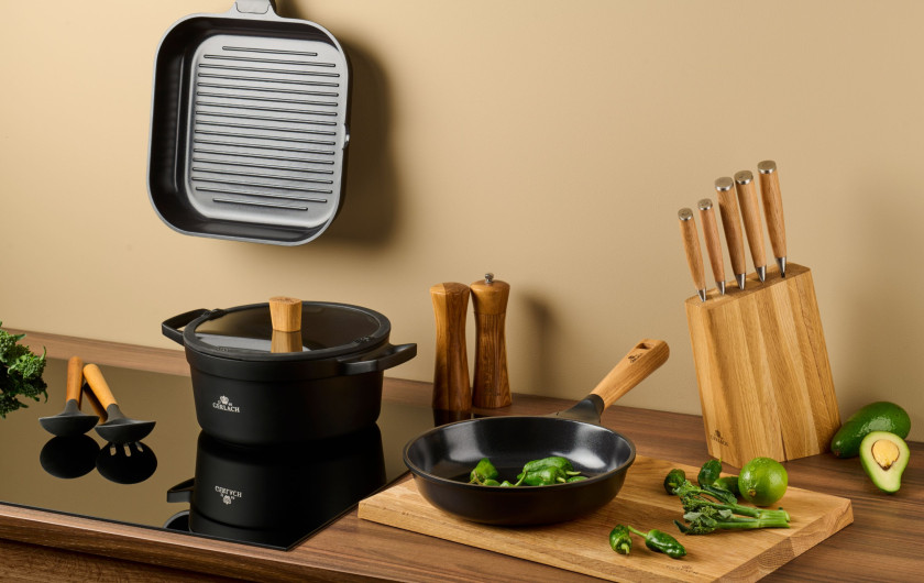 Pot 24/28 cm + frying pan 24 cm + grill pan 28 cm + WOK pan + NATUR board