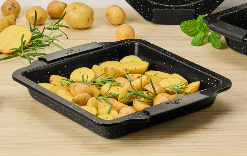 Square Baking Pan 23 cm GRANITEX