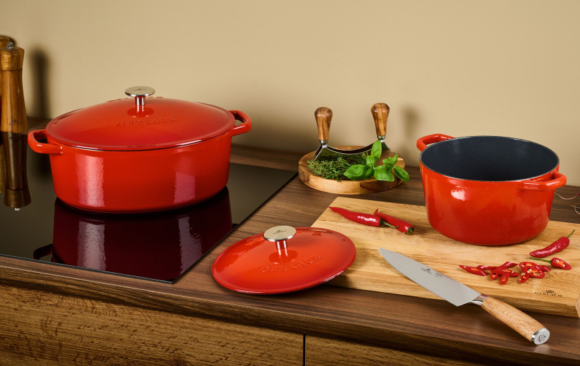 Cast iron roasting pan 5.5 l NATUR IRON red gradient