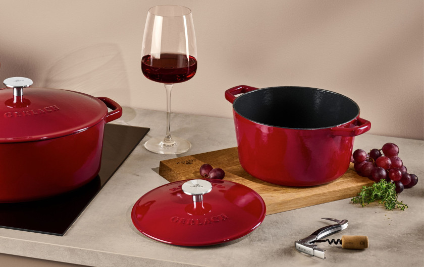 NATUR IRON set burgundy 3 pcs: Cast iron baking dish 5.5l + Cast iron pot 3l + Cast iron pot 5l