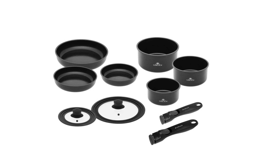 Set of pots and pans + lids SMART 9-piece Set of pots and pans + lids SMART 9-piece