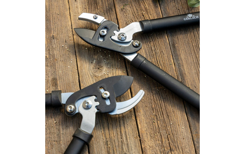 Two-handed anvil pruning shears Two-handed anvil pruning shears