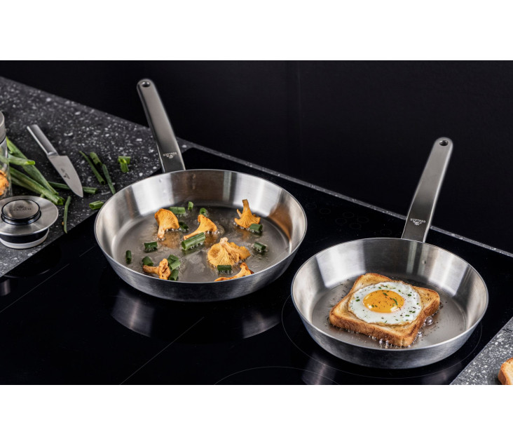Set of 2 Prestige stainless...